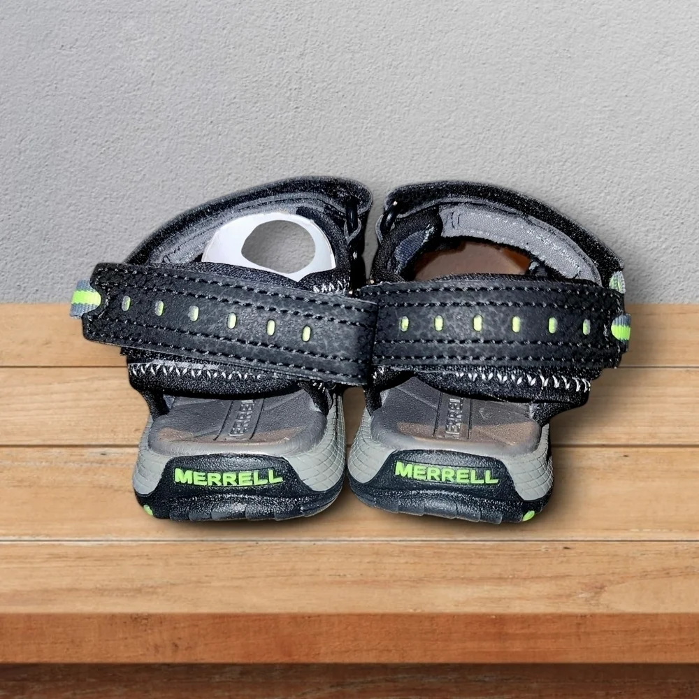MERRELL NWOT Panther Sandal 2.0